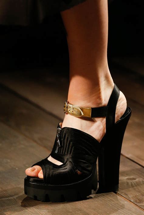 prada shoes fw 2013|Prada Fall 2013 Ready.